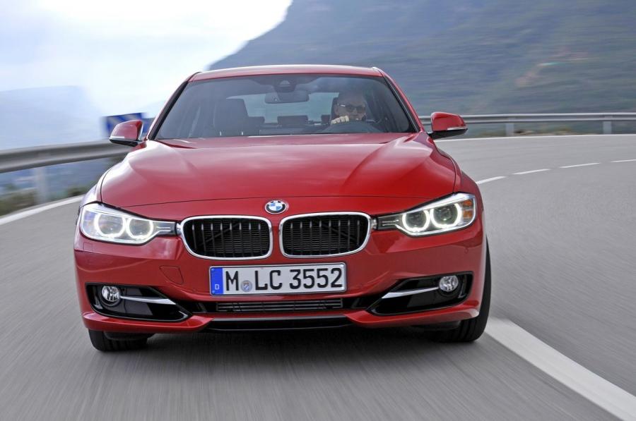  BMW 3-Series 2012 года  (фото 45 из 191)